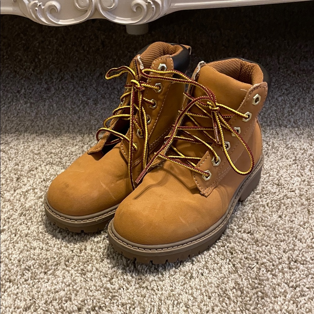 Eddie Bauer Brown Lace-Up Ankle Boots